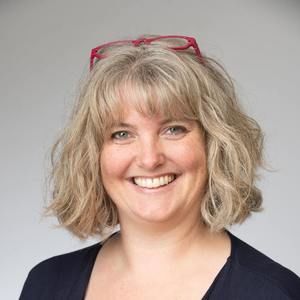 Meet your Posher, Suzanne